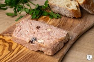 Pâté de Lapin Aux Noisettes